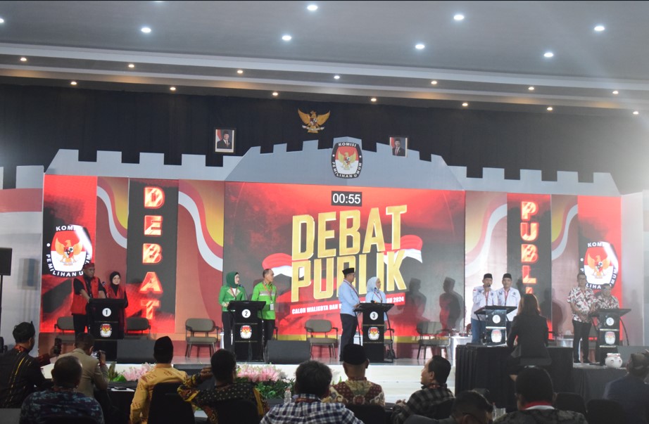Situasi saat Debat Publik